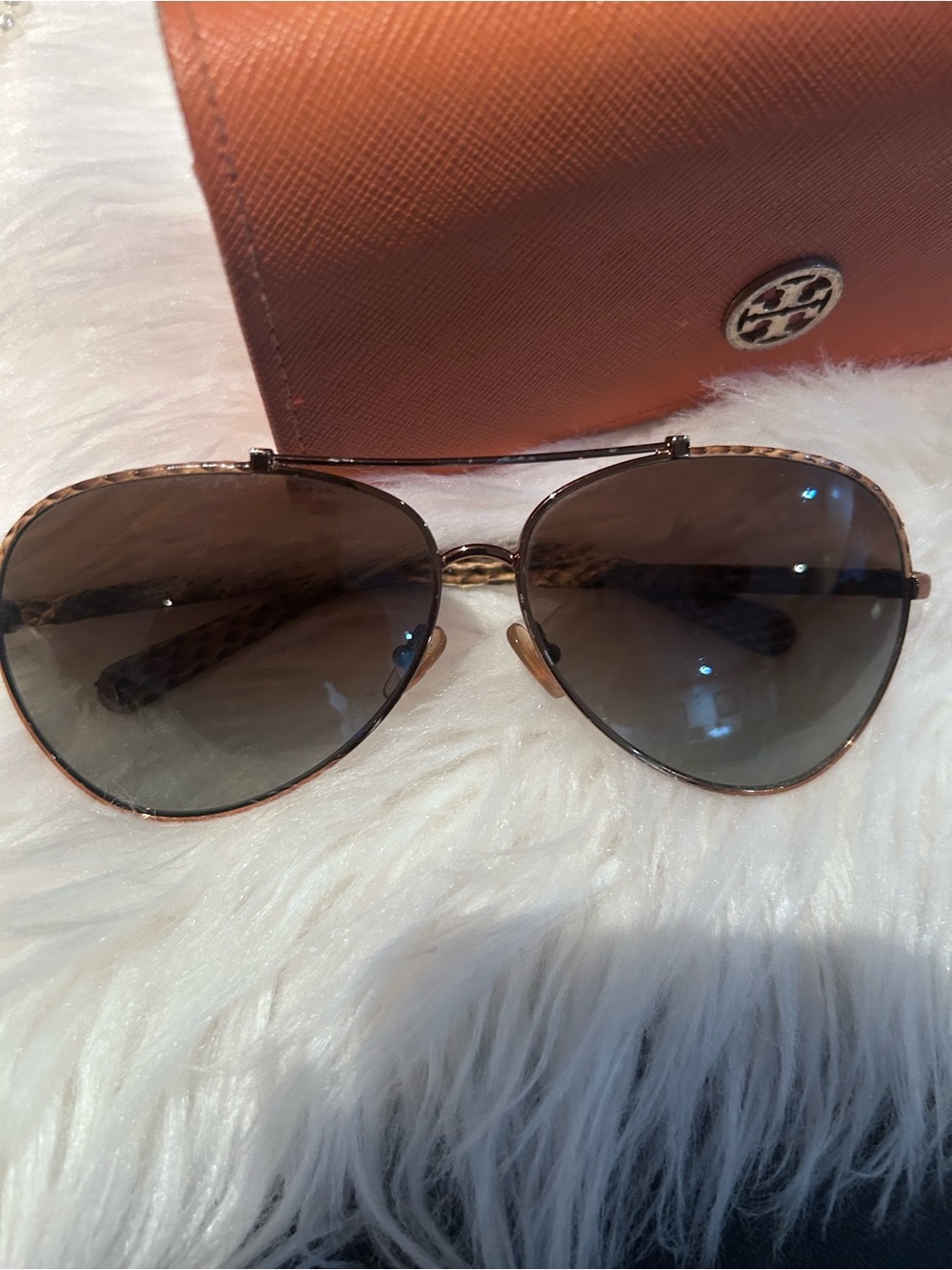 Tory Burch Gold Frame Brown Gradient Aviator Sunglasses